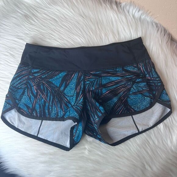 Lululemon Speed Up LowRise Lined Short 2.5”- Size 4- Palm Lace Tofino Teal/Black - Picture 10 of 11